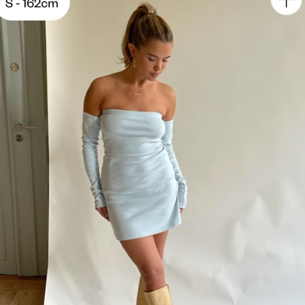 Djerf Avenue Tube Dress & Sleeves Baby Blue - M